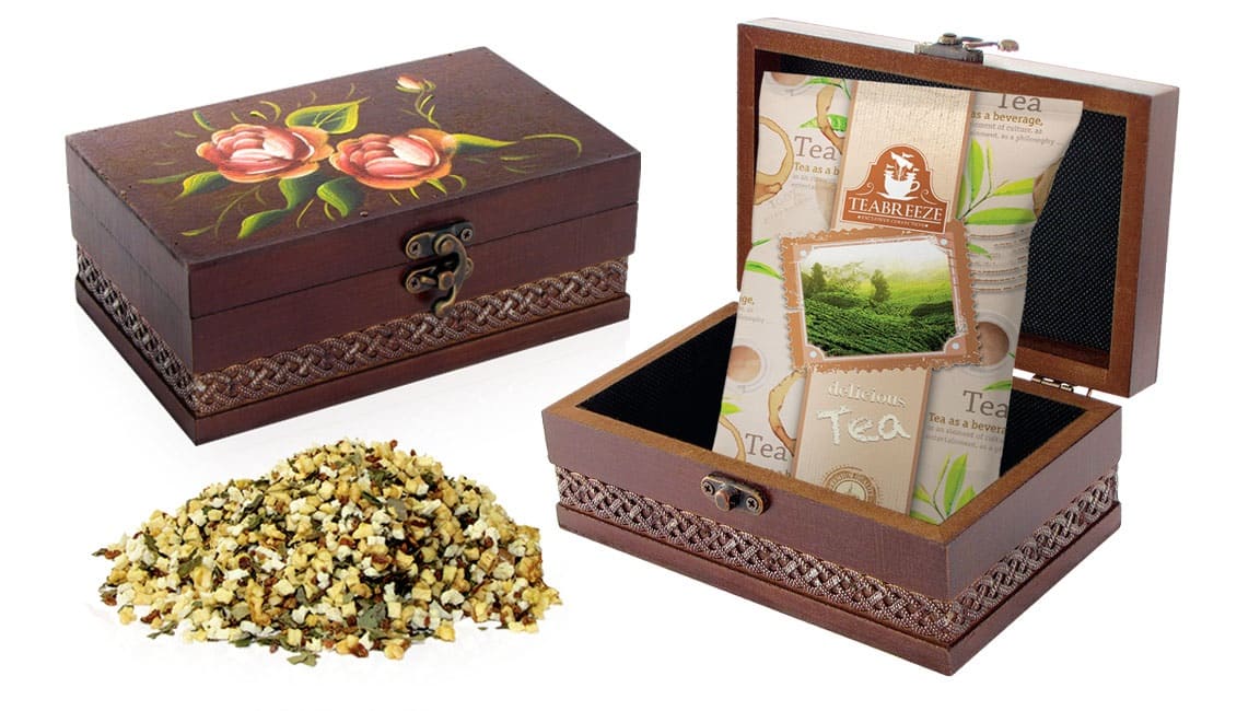 Шкатулка для чая greenfield. Чай ти тэнг подарочный. Чай ти тэнг набор в деревянной шкатулке. Набор чаев в жестяной коробочке hilltop. Гринфилд подарочный набор в деревянной шкатулке.
